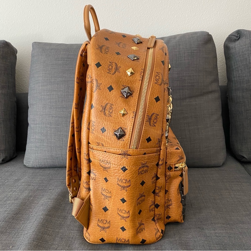 MCM large studded backpack classic style - Picture 5 of 11